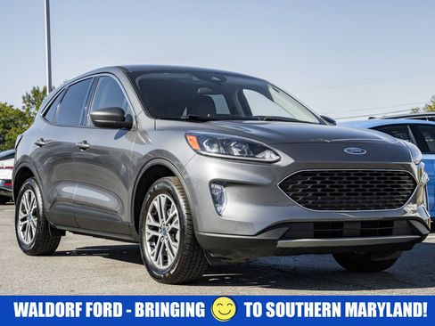 Used 2022 Ford Escape SEL image 1