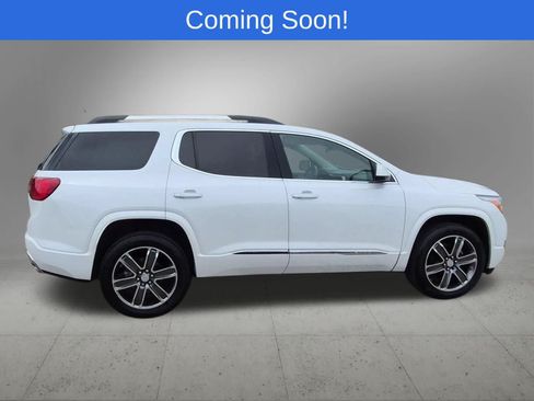 Used 2019 GMC Acadia Denali w/ Technology Package AWD/4WD image 7