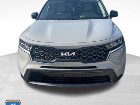 Used 2022 Kia Sorento S AWD/4WD image 1