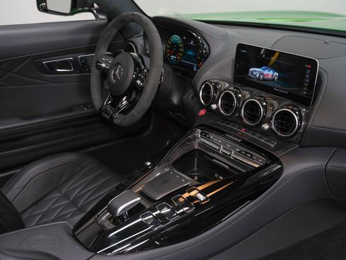 Used 2020 Mercedes-Benz AMG GT R image 36