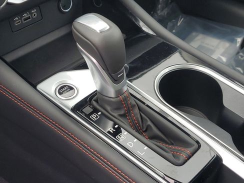 New 2025 Nissan Altima 2.5 SR image 17