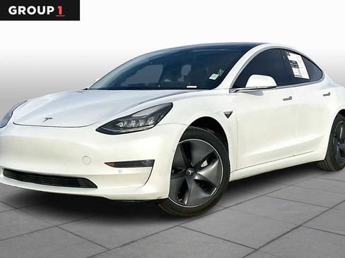 Used 2019 Tesla Model 3 Standard Range image 1