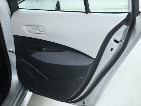Used 2023 Toyota Corolla LE FWD image 29