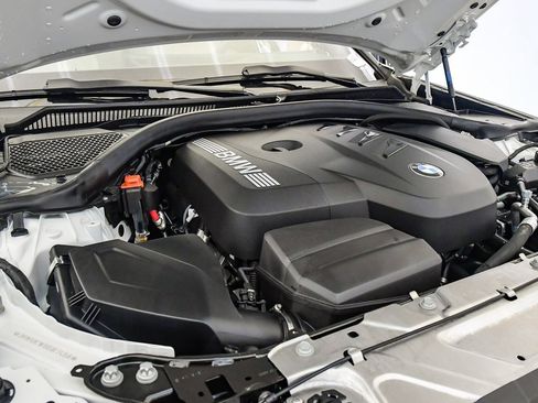 Used 2025 BMW 330i Sedan w/ Convenience Package image 30