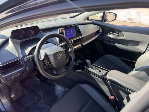 Used 2024 Toyota Prius XLE image 26