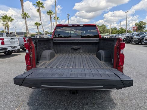 Certified 2025 Chevrolet Silverado 1500 High Country AWD/4WD image 12