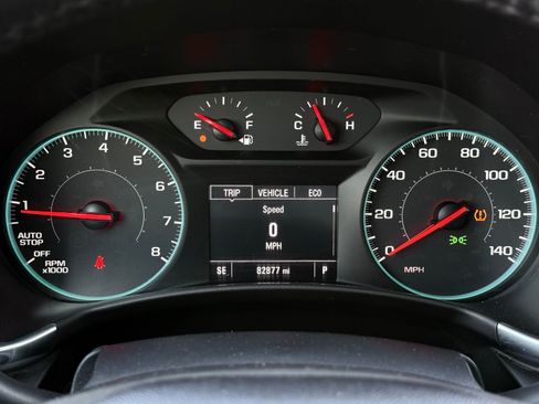 Used 2018 Chevrolet Equinox LT FWD image 31