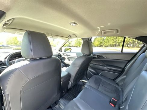 Used 2023 Mitsubishi Eclipse Cross SE image 24