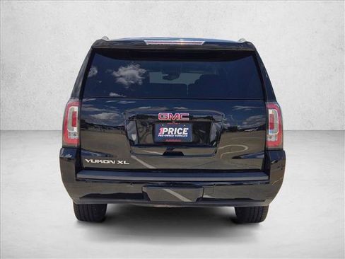 Used 2019 GMC Yukon XL SLT AWD/4WD image 6
