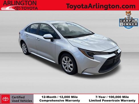 Used 2025 Toyota Corolla LE FWD image 1