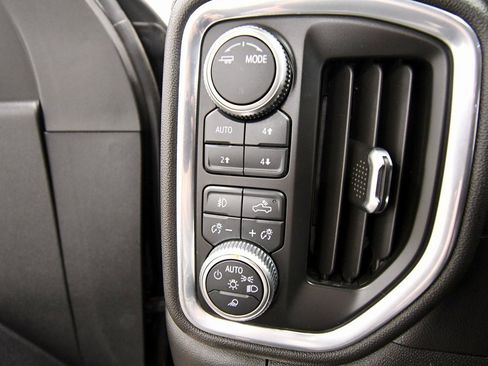 Used 2021 GMC Sierra 2500 SLT w/ SLT Convenience Package image 20