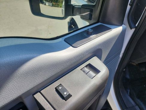 Used 2016 Ford F250 XL w/ Power Equipment Group image 19