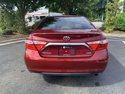 Certified 2017 Toyota Camry XSE FWD image 7