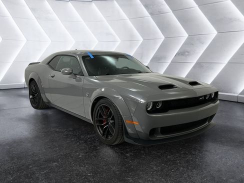 Used 2023 Dodge Challenger SRT Hellcat RWD image 1