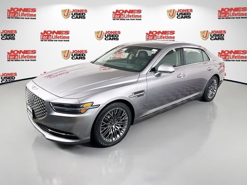 Used 2022 Genesis G90 3.3T Premium AWD/4WD image 15
