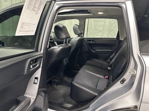 Used 2016 Subaru Forester 2.0XT Premium AWD/4WD image 38