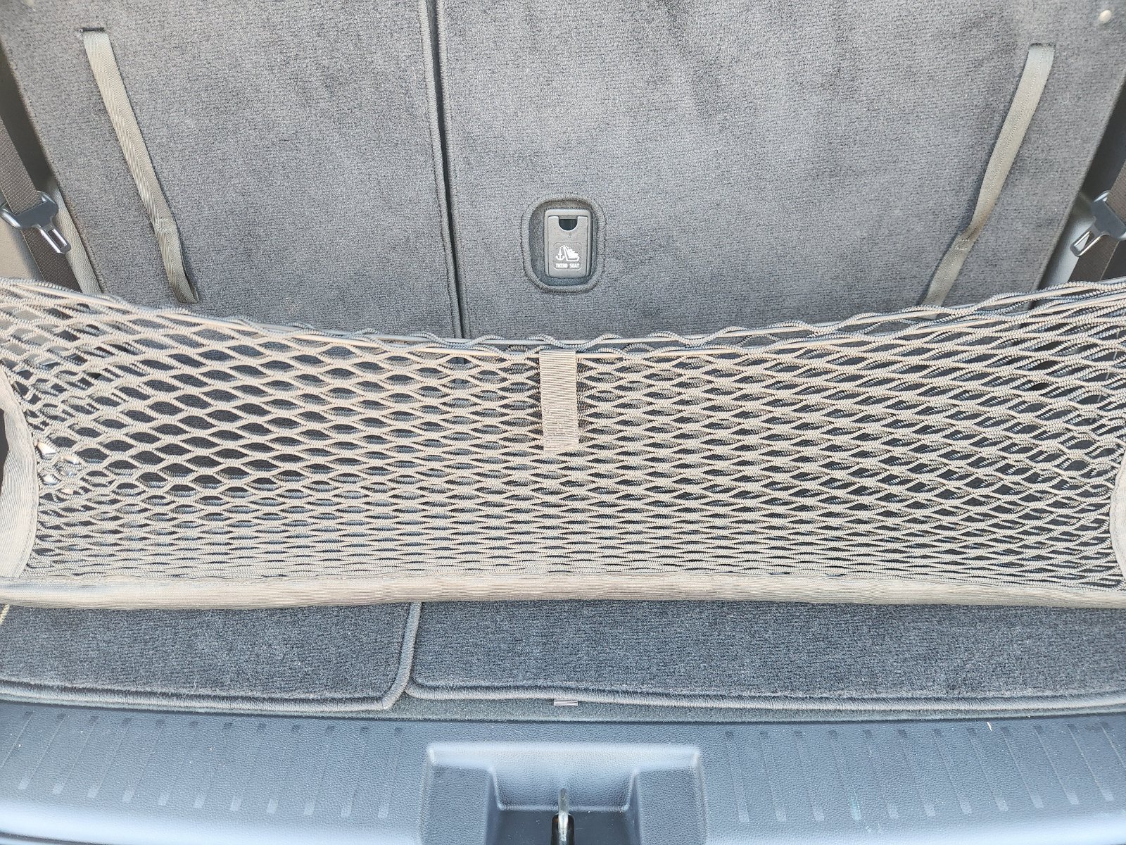 Used 2024 Toyota Highlander LE FWD image 38