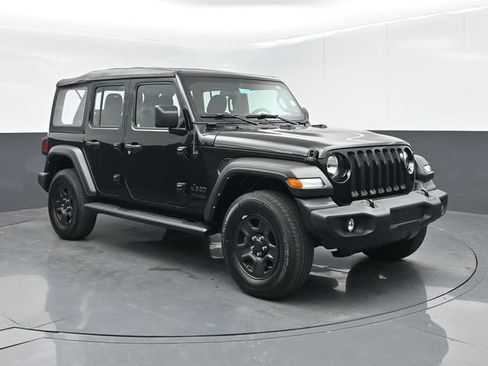 Used 2022 Jeep Wrangler Unlimited Sport AWD/4WD image 2