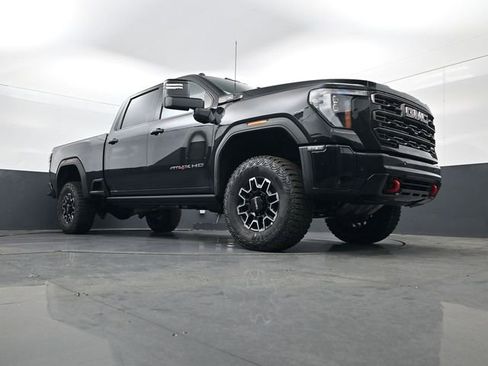 New 2026 GMC Sierra 2500 AT4X w/ LPO, Black Badging Package image 23