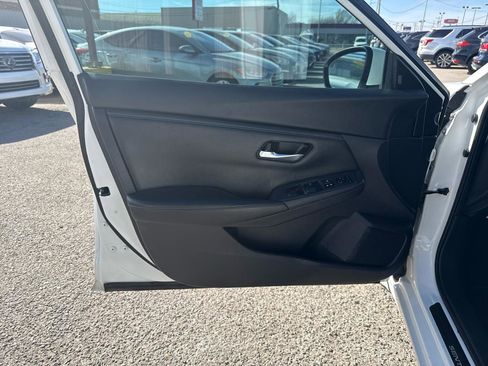 Used 2022 Nissan Sentra SV w/ All-Weather Package image 11