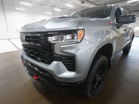 Used 2023 Chevrolet Silverado 1500 LT Trail Boss w/ Convenience Package II AWD/4WD image 6