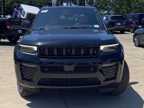New 2026 Jeep Grand Cherokee Summit w/ Obsidian Package AWD/4WD image 2