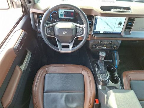 Used 2023 Ford Bronco Outer Banks image 11
