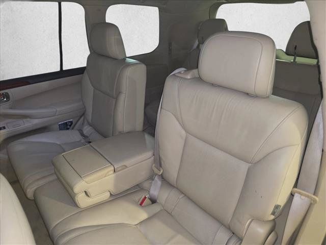 Used 2008 Lexus LX 570 4WD image 15