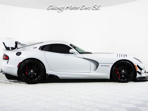 Used 2017 Dodge Viper GTC w/ ACR Package RWD image 11