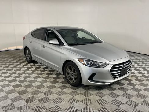 Used 2018 Hyundai Elantra SEL FWD image 23
