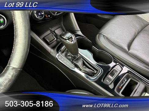 Used 2016 Chevrolet Cruze Premier image 22