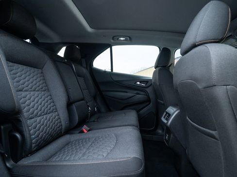 Used 2021 Chevrolet Equinox LT image 15