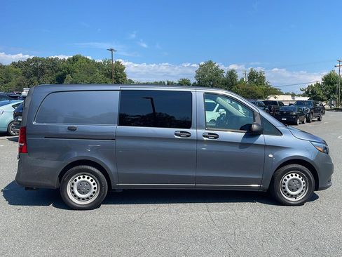 Used 2016 Mercedes-Benz Metris image 6