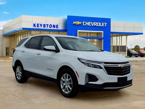Used 2024 Chevrolet Equinox LT FWD image 1