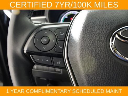 Used 2024 Toyota Venza XLE AWD/4WD image 19