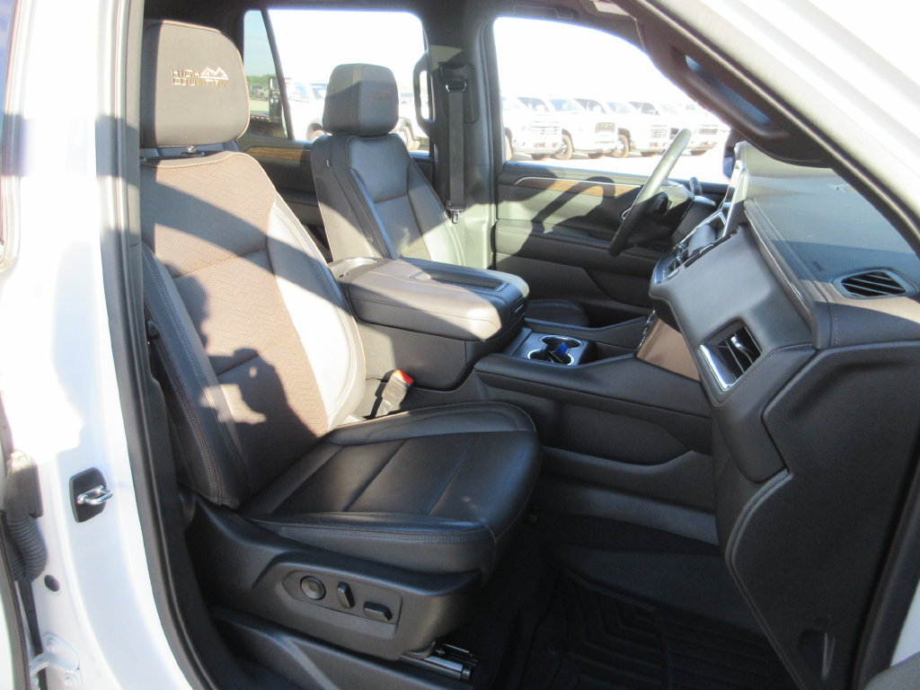 Certified 2023 Chevrolet Tahoe High Country AWD/4WD image 25