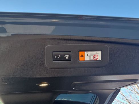 Used 2025 Toyota Land Cruiser Base image 43