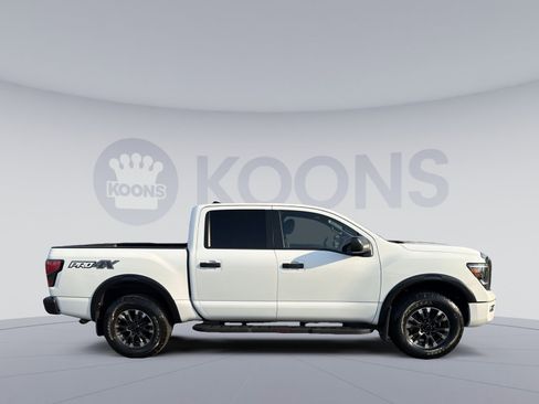 Used 2022 Nissan Titan PRO-4X w/ Off Road Protection Package image 8