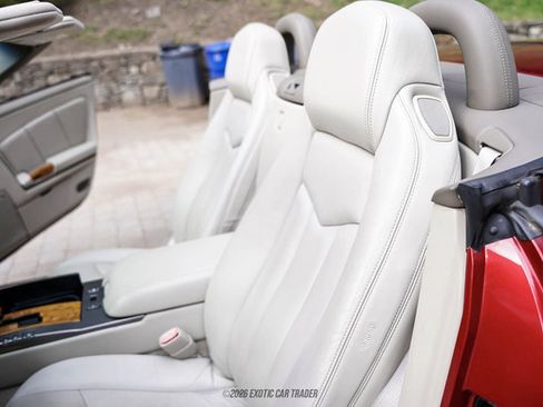 Used 2004 Cadillac XLR RWD image 46