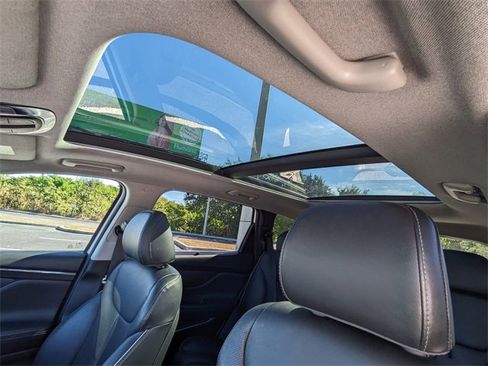 Used 2023 Hyundai Santa Fe Limited image 22