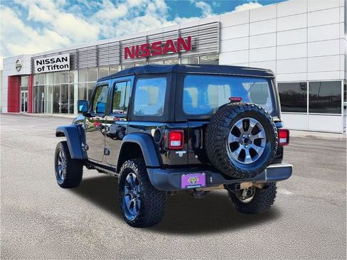 Used 2018 Jeep Wrangler Unlimited Sport image 5