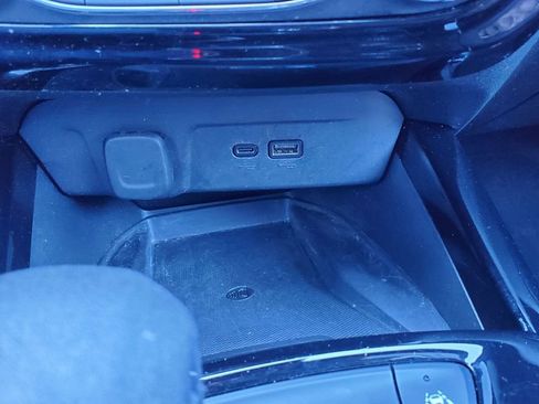 Used 2024 Chevrolet Trax RS w/ Sunroof Package image 31