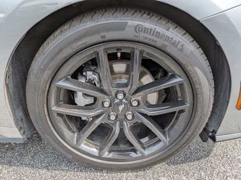 Used 2025 Ford Mustang Premium RWD image 12