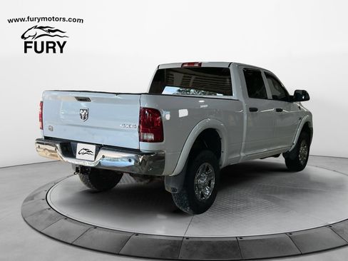 Used 2015 RAM 2500 Tradesman w/ Chrome Appearance Group AWD/4WD image 4