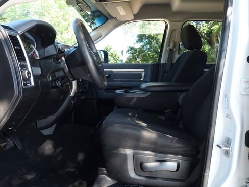 Used 2020 RAM 1500 Classic Warlock image 5