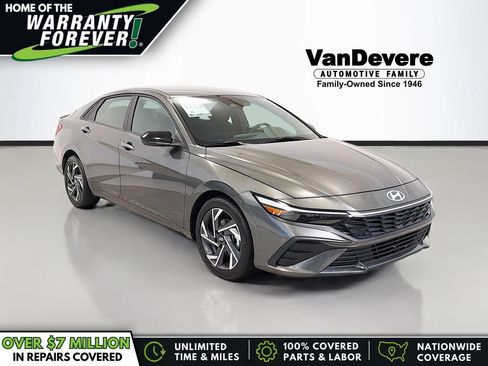 Used 2025 Hyundai Elantra Sport FWD image 1