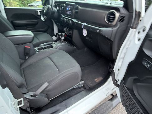 Used 2020 Jeep Wrangler Sport AWD/4WD image 20