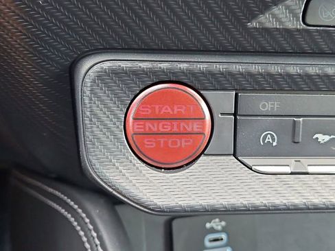 Used 2025 Ford Mustang GT Premium w/ GT Performance Package RWD image 17