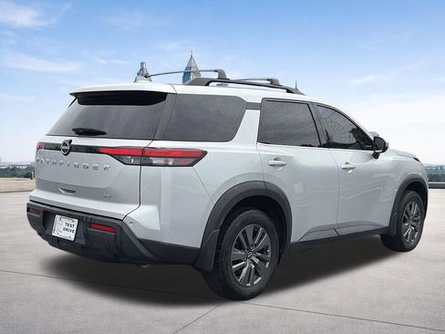 Certified 2024 Nissan Pathfinder SV FWD image 24