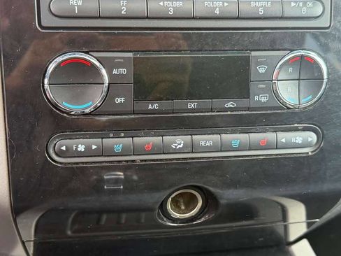 Used 2012 Ford Expedition EL Limited RWD image 49